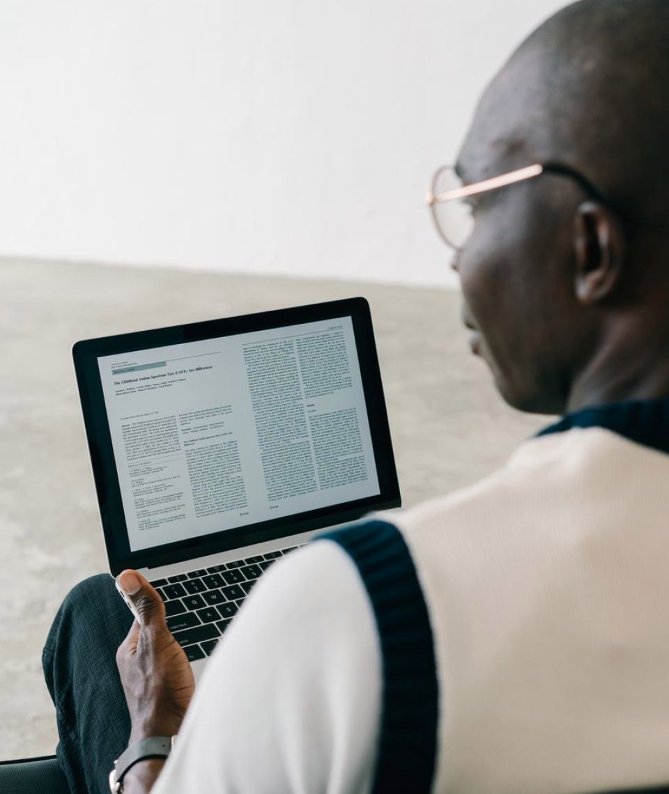 Ce que coûte le dictionnaire illustré en ligne, et pourquoi